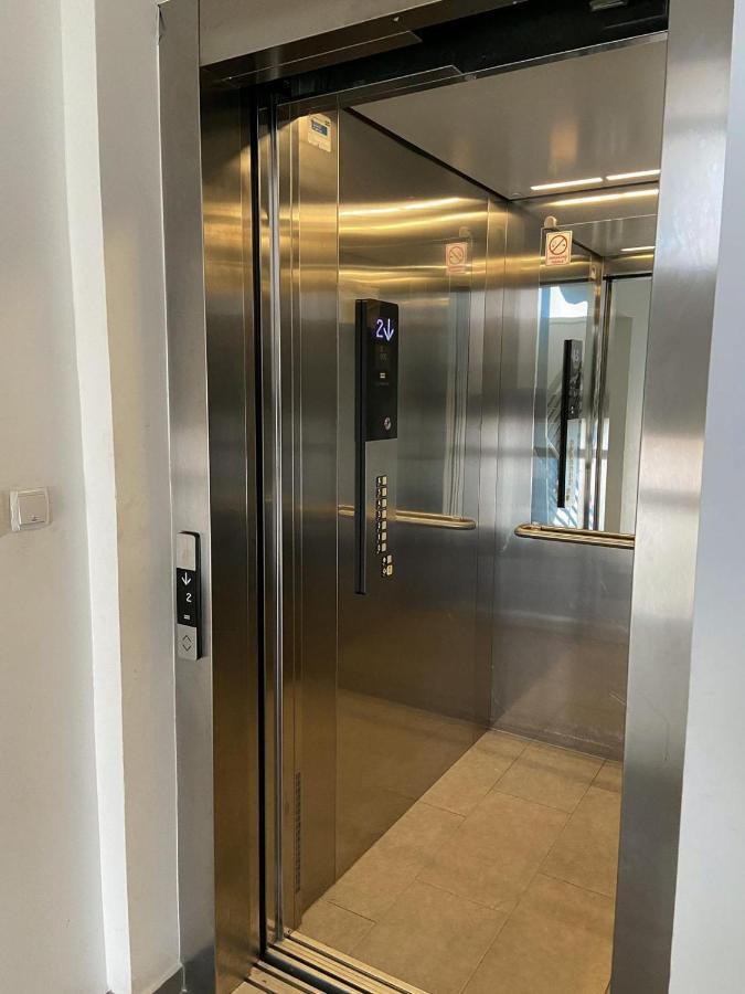 Portview Apartment Rijeka Exteriör bild
